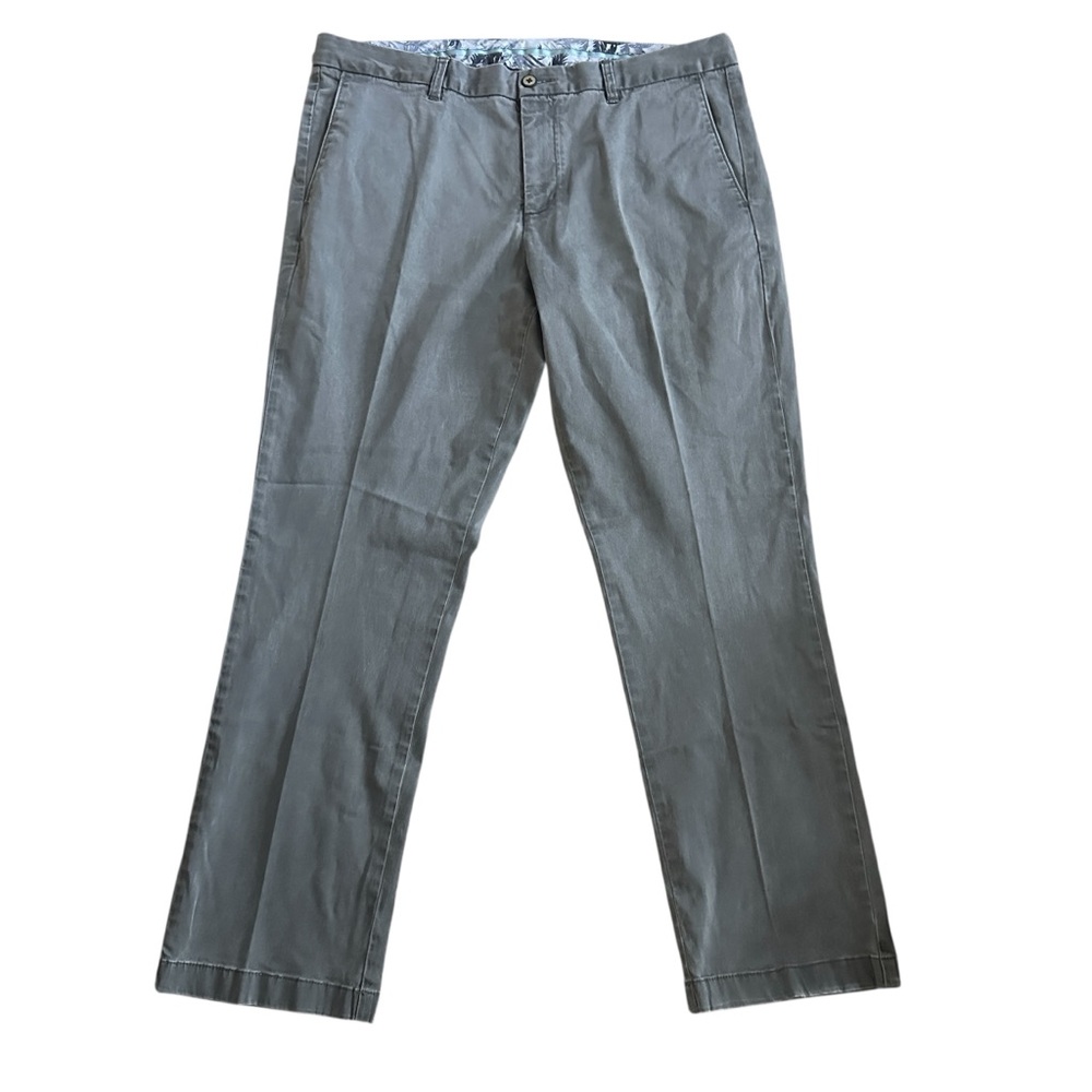 Tommy Bahama Boraclay Flat Front Gray Fog Chino Pants Men’s 36 X 32 - Picture 2 of 6